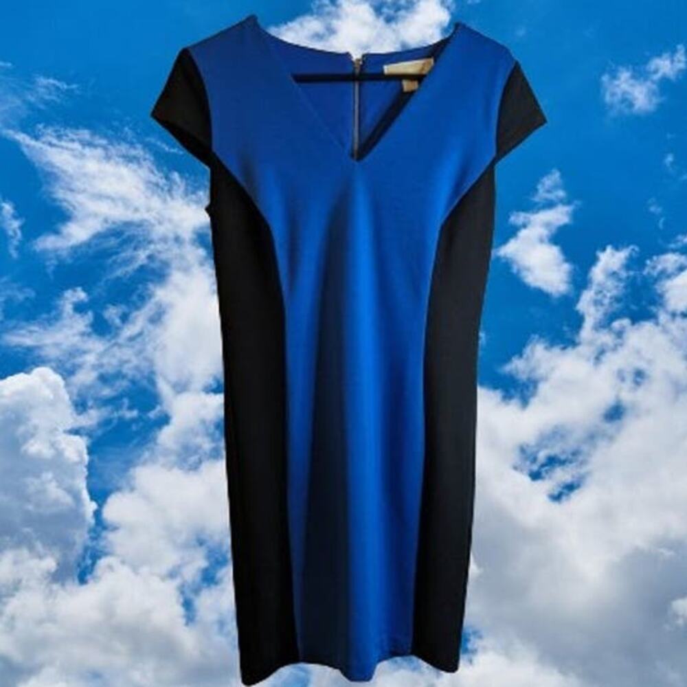 Michael Kors 2 cap sleeves black and blue color block polyester blend stretch.